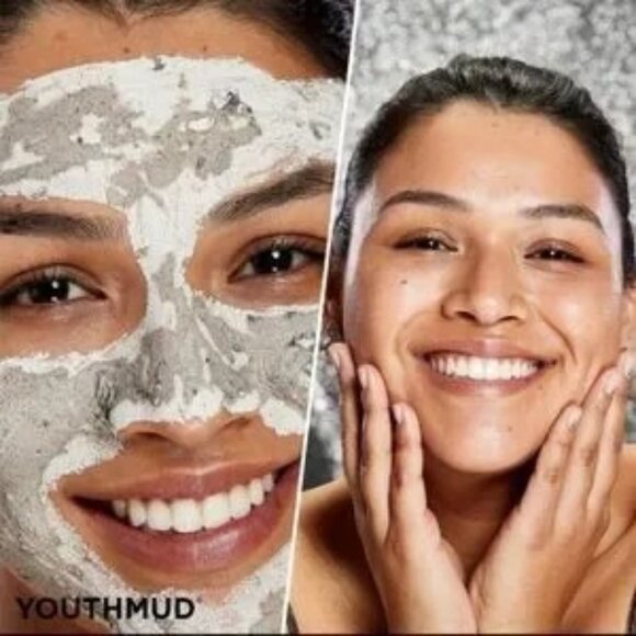GLAMGLOW YOUTHMUD® Treatment Mask - Picture 1 of 8